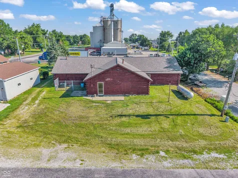 6977 W Main Danville IN 46122