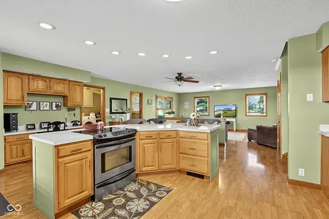 4255 W 1175 Road N New Palestine IN 46163