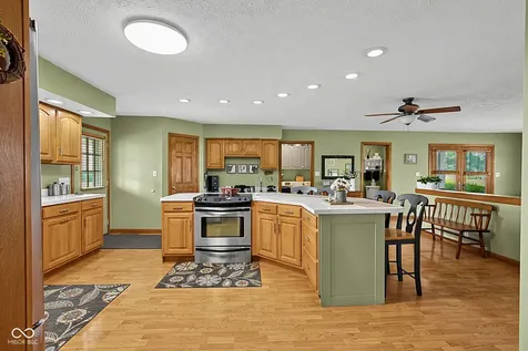 4255 W 1175 Road N New Palestine IN 46163