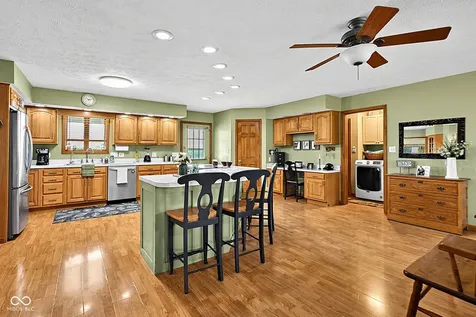 4255 W 1175 Road N New Palestine IN 46163