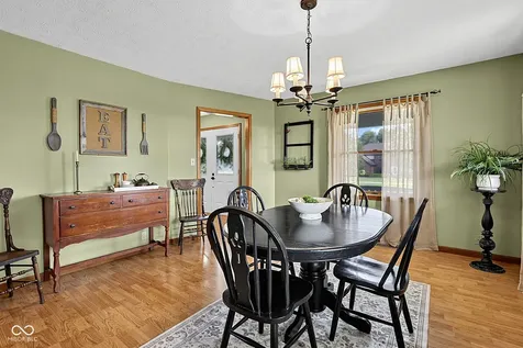 4255 W 1175 Road N New Palestine IN 46163