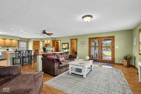 4255 W 1175 Road N New Palestine IN 46163