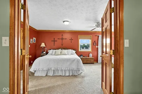4255 W 1175 Road N New Palestine IN 46163