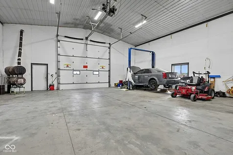 4255 W 1175 Road N New Palestine IN 46163