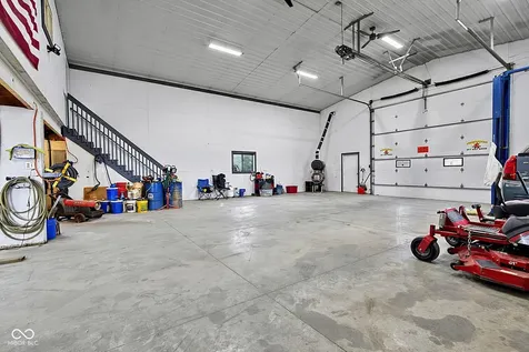 4255 W 1175 Road N New Palestine IN 46163