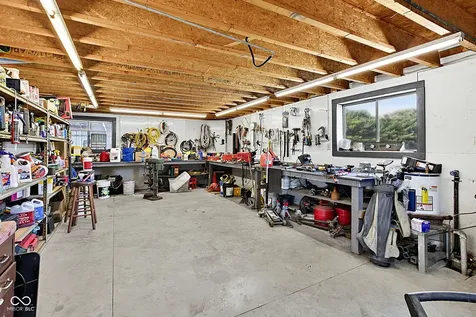 4255 W 1175 Road N New Palestine IN 46163