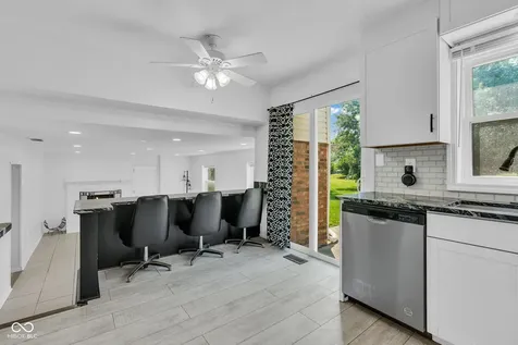 6525 Hazelwood Avenue Indianapolis IN 46260