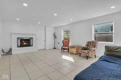 6525 Hazelwood Avenue Indianapolis IN 46260
