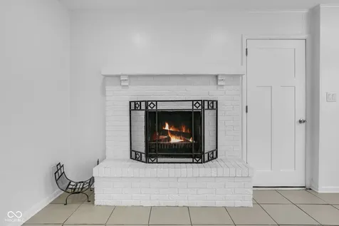 6525 Hazelwood Avenue Indianapolis IN 46260