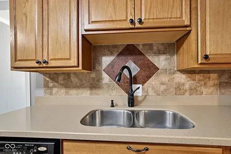 7143 E 45th Street Indianapolis IN 46226