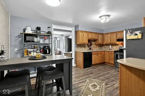 7143 E 45th Street Indianapolis IN 46226
