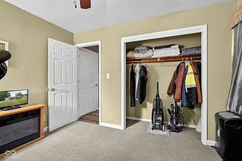 7143 E 45th Street Indianapolis IN 46226