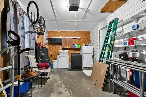 7143 E 45th Street Indianapolis IN 46226