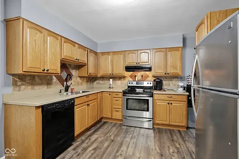 7143 E 45th Street Indianapolis IN 46226