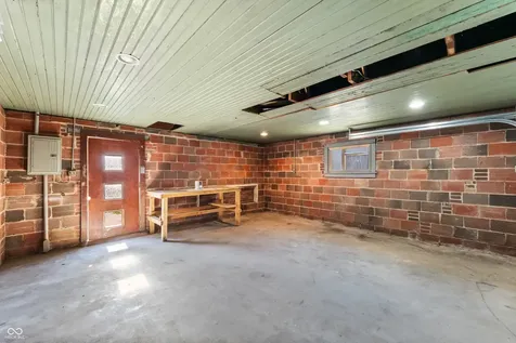 728 N Ewing Street Seymour IN 47274