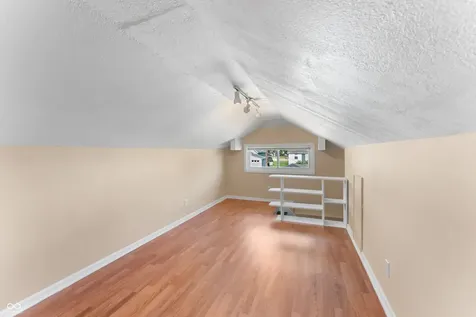 728 N Ewing Street Seymour IN 47274