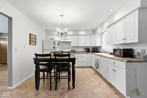 342 Woodview Drive Noblesville IN 46060