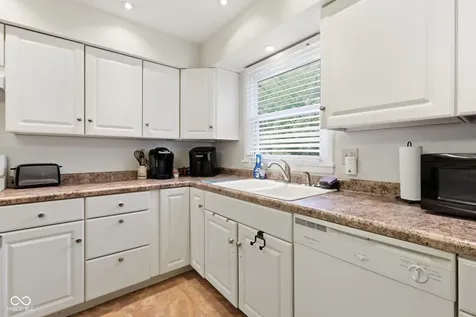 342 Woodview Drive Noblesville IN 46060