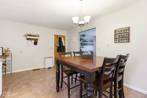 342 Woodview Drive Noblesville IN 46060