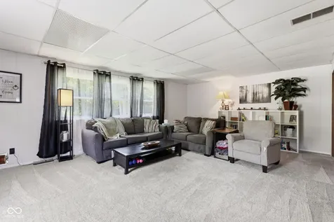 342 Woodview Drive Noblesville IN 46060