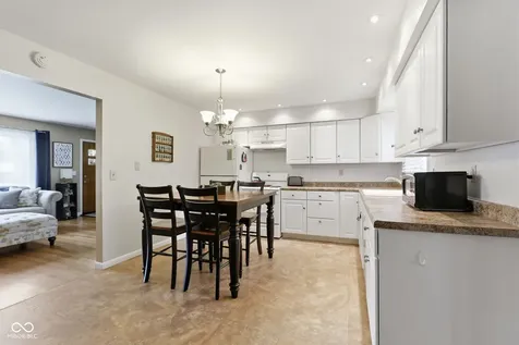 342 Woodview Drive Noblesville IN 46060