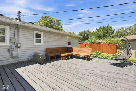 342 Woodview Drive Noblesville IN 46060