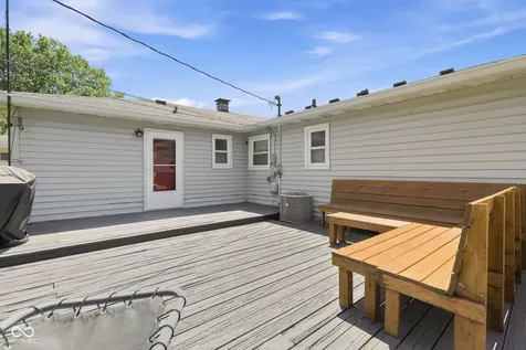 342 Woodview Drive Noblesville IN 46060