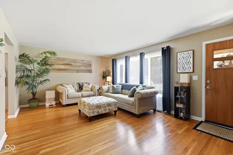 342 Woodview Drive Noblesville IN 46060