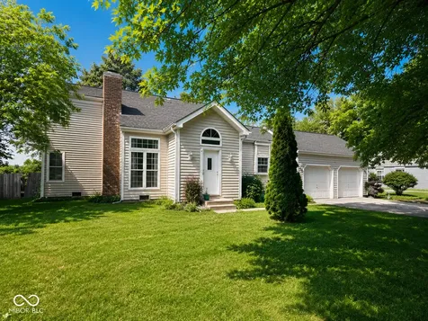 5586 W Beechwood Lane New Palestine IN 46163