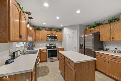 18753 Mckeon Court Noblesville IN 46062