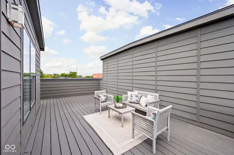 1827 Livery Way Indianapolis IN 46202