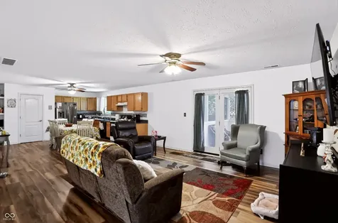 8318 Giroud Place Indianapolis IN 46259