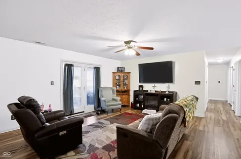 8318 Giroud Place Indianapolis IN 46259