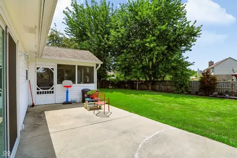 8318 Giroud Place Indianapolis IN 46259