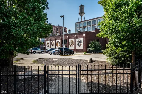 611 N Park Avenue Indianapolis IN 46204