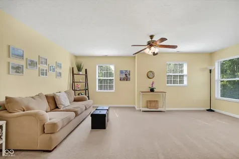 13261 Ashwood Drive Fishers IN 46038