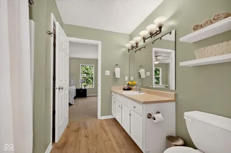 13261 Ashwood Drive Fishers IN 46038