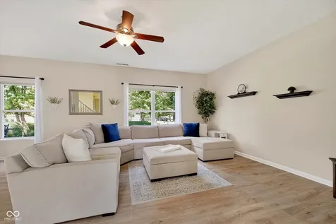 13261 Ashwood Drive Fishers IN 46038