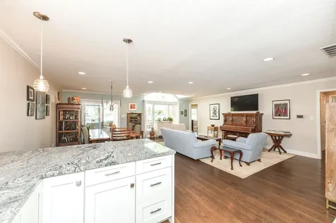 5138 Boardwalk Place Indianapolis IN 46220