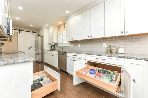 5138 Boardwalk Place Indianapolis IN 46220