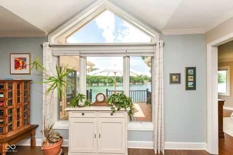 5138 Boardwalk Place Indianapolis IN 46220