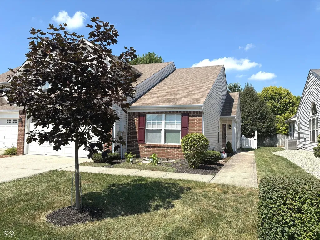 2734 Cadogan Drive Greenwood IN 46143