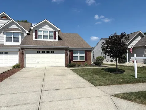 2734 Cadogan Drive Greenwood IN 46143