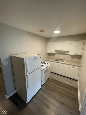 135 W Hendricks Street Shelbyville IN 46176