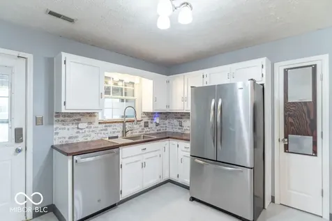 20 Medina Lane Indianapolis IN 46227