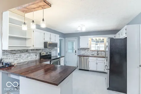20 Medina Lane Indianapolis IN 46227