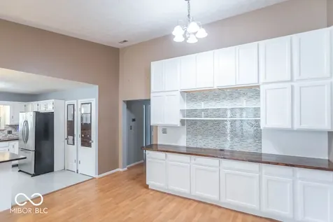 20 Medina Lane Indianapolis IN 46227