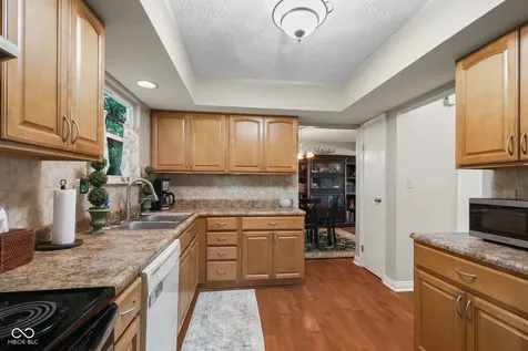 8873 Falkirk Court Indianapolis IN 46256