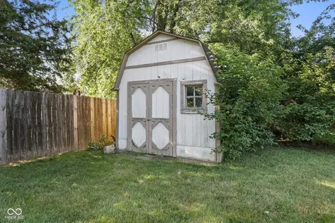 8873 Falkirk Court Indianapolis IN 46256