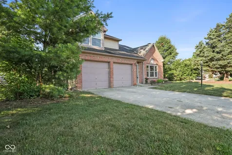 8873 Falkirk Court Indianapolis IN 46256